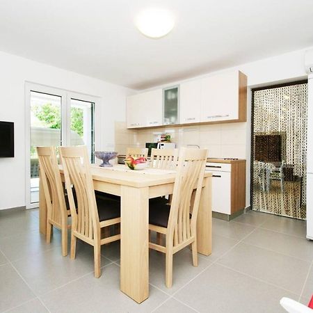 Вилла House Viki Plano Экстерьер фото