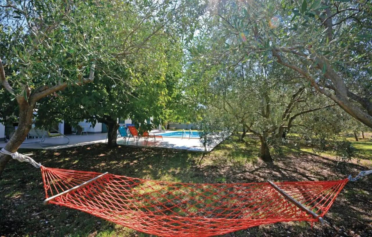 Вилла House Viki Plano Экстерьер фото