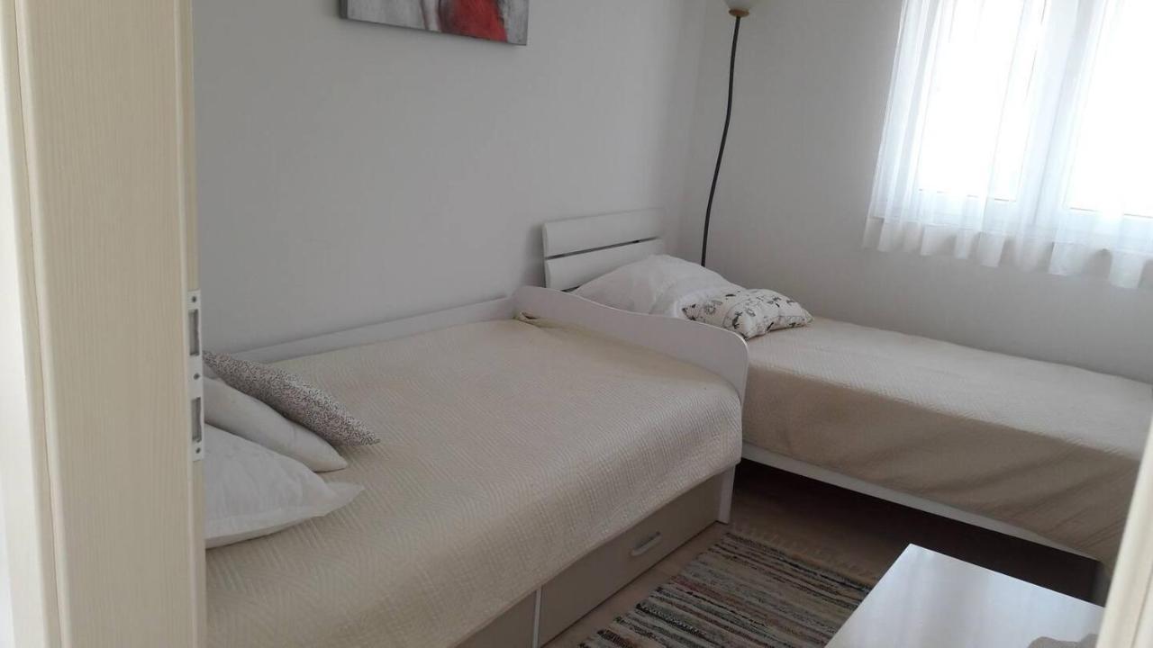 Вилла House Viki Plano Экстерьер фото